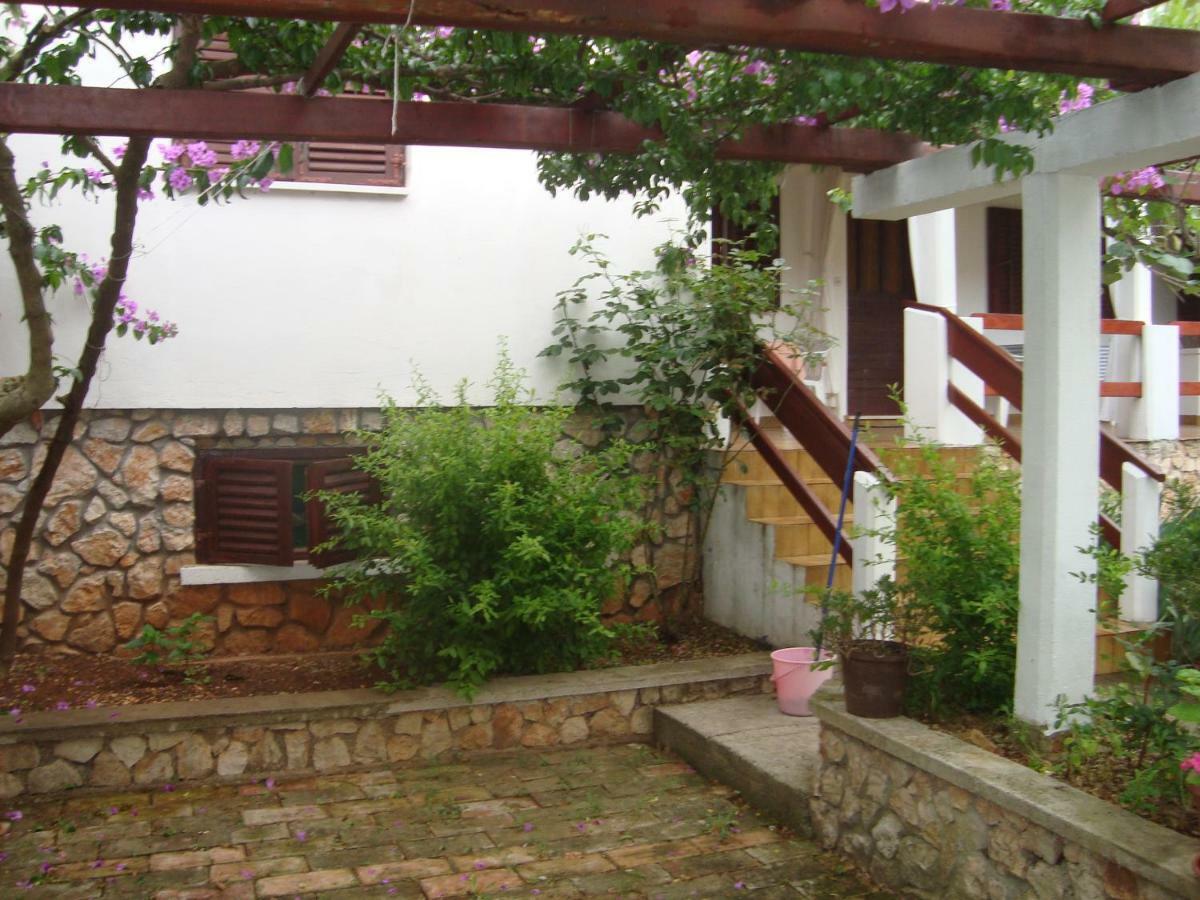 סילבה Apartments Lovor מראה חיצוני תמונה